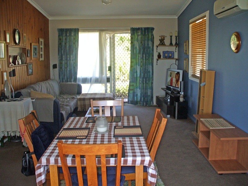 15 Bourke Street, Mirboo North VIC 3871