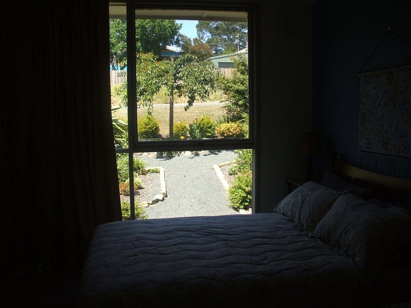 15 Bourke Street, Mirboo North VIC 3871