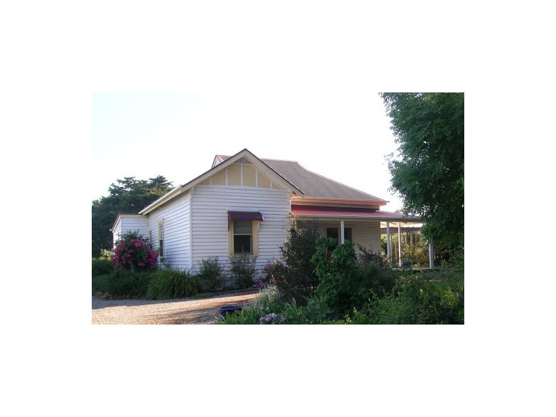 275 St Ellens Road, Mirboo North VIC 3871