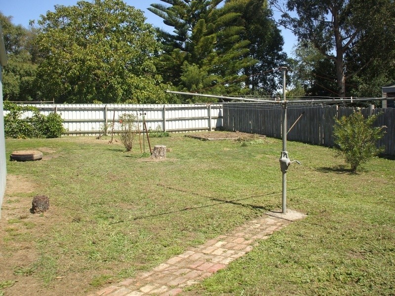 10 Inglis Avenue, Mirboo North VIC 3871