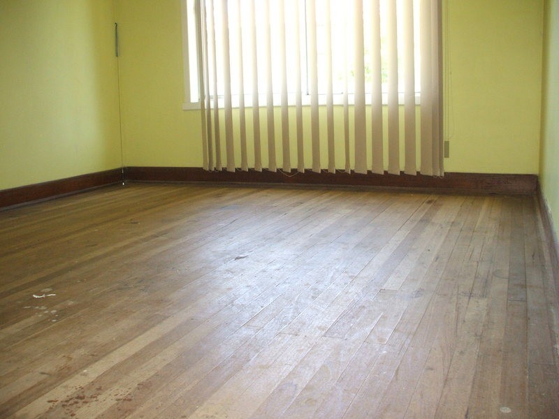 10 Inglis Avenue, Mirboo North VIC 3871