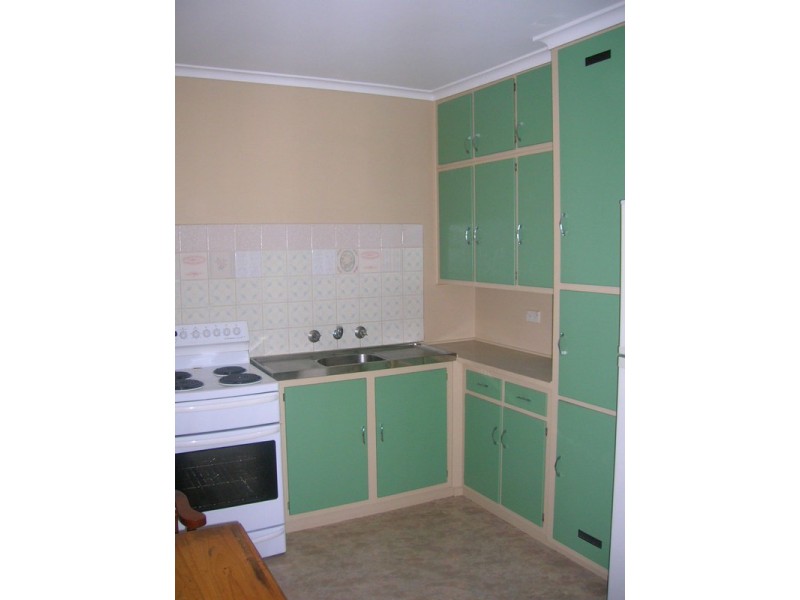 47 White Parade, Churchill VIC 3842