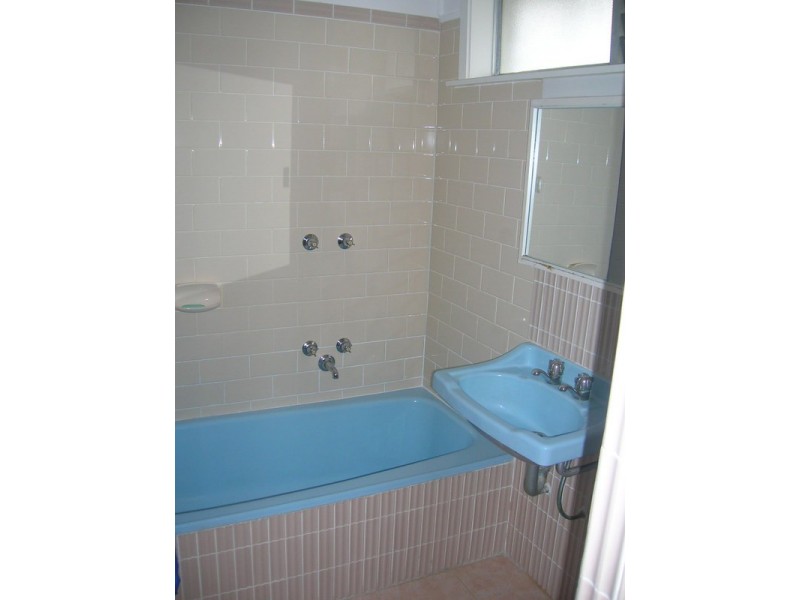 47 White Parade, Churchill VIC 3842