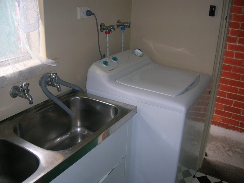 47 White Parade, Churchill VIC 3842