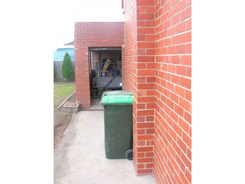 47 White Parade, Churchill VIC 3842