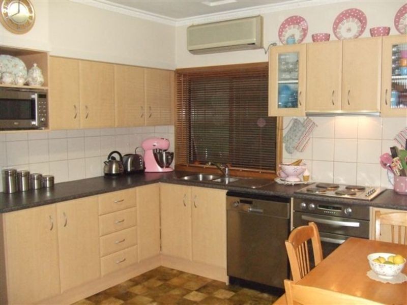 42 Wallace Street, Morwell VIC 3840