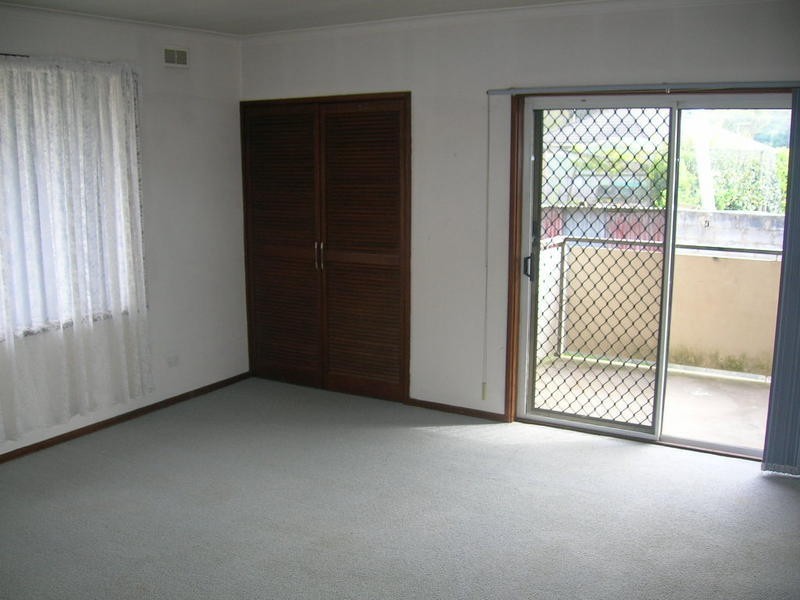 8/15 Well Street, Morwell VIC 3840