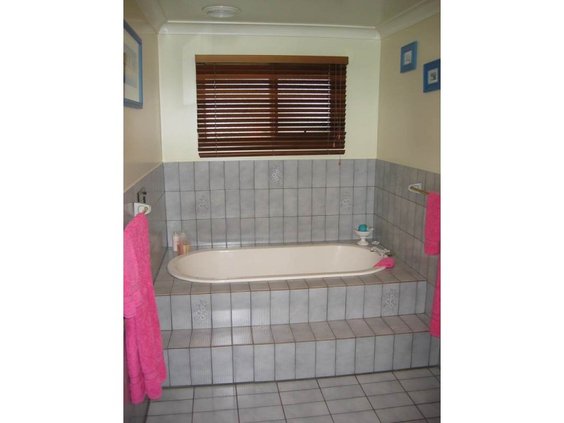 3 Dargo Crescent, Morwell VIC 3840