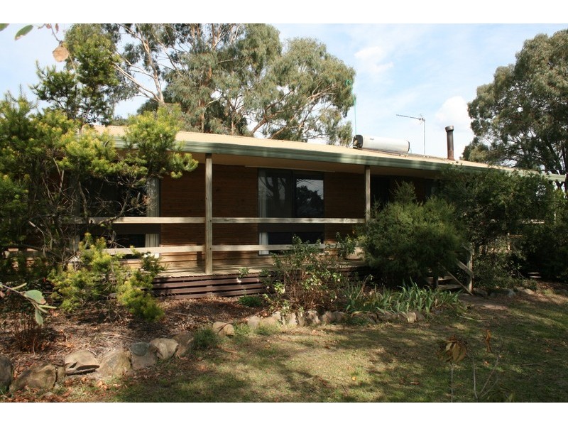 27 Withams Road, Yinnar VIC 3869