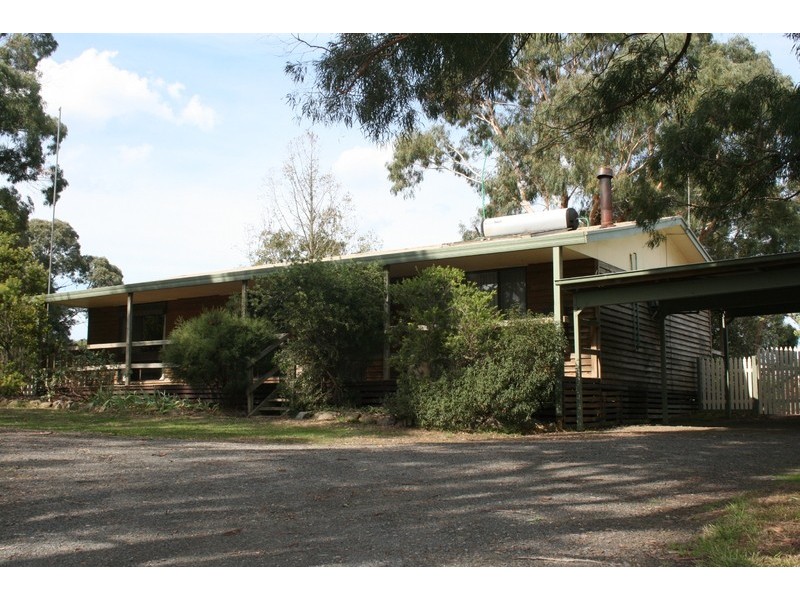 27 Withams Road, Yinnar VIC 3869