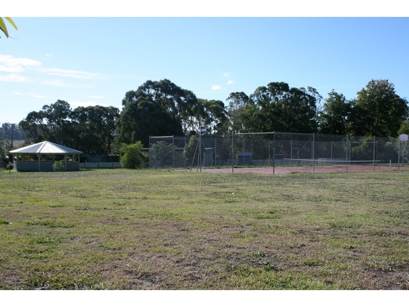 27 Withams Road, Yinnar VIC 3869