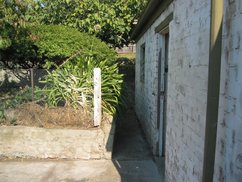 24 Livingstone Street, Morwell VIC 3840