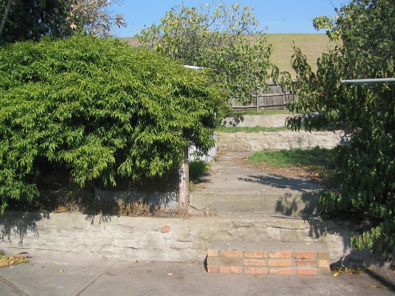 24 Livingstone Street, Morwell VIC 3840