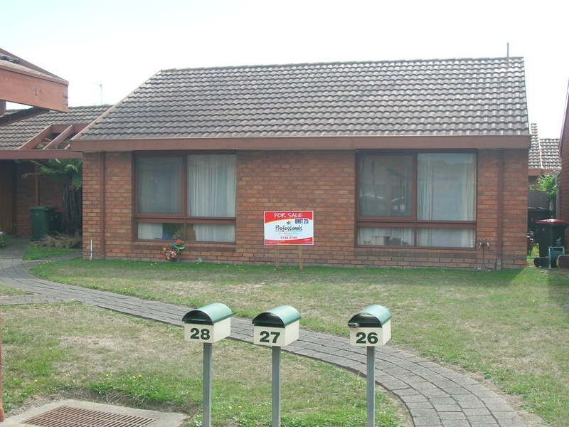 25 Cove Place, Morwell VIC 3840