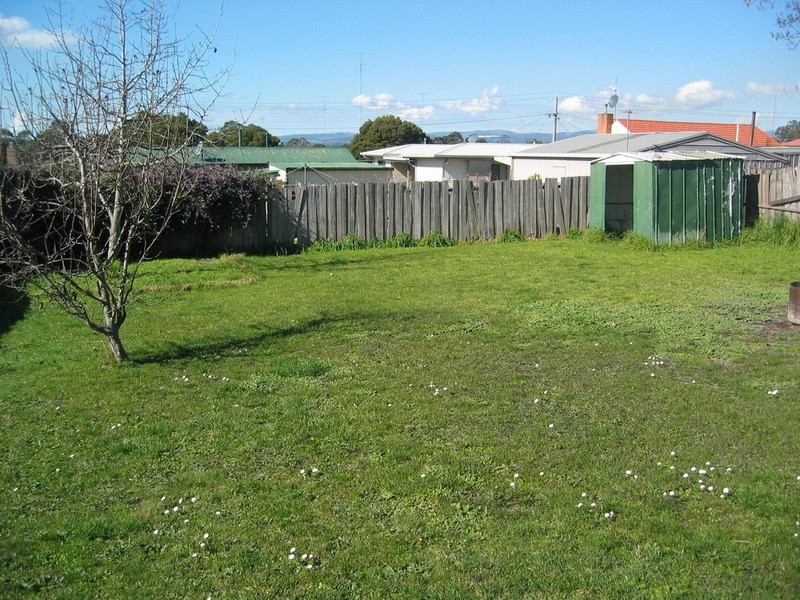 12 Williams Street, Morwell VIC 3840