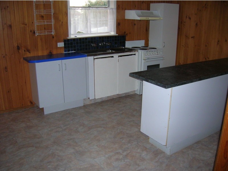 17 Heesom Crescent, Churchill VIC 3842