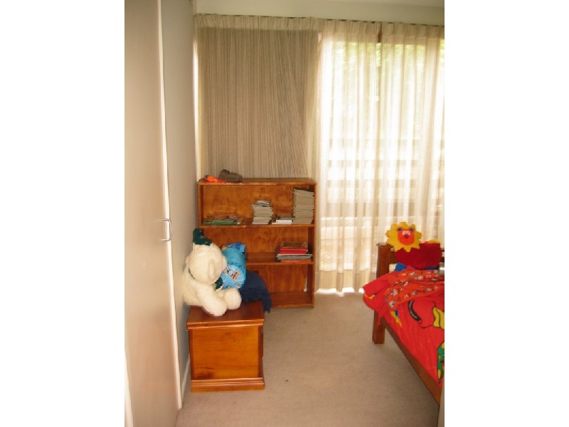 2/18 Hoyle Street, Morwell VIC 3840