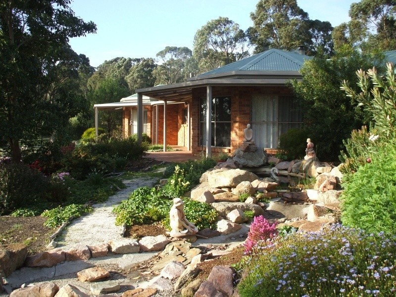 3 Cuthbertson Court, Mirboo North VIC 3871