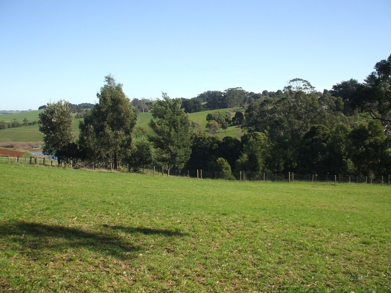 10 Grandridge East Road, Mirboo North VIC 3871