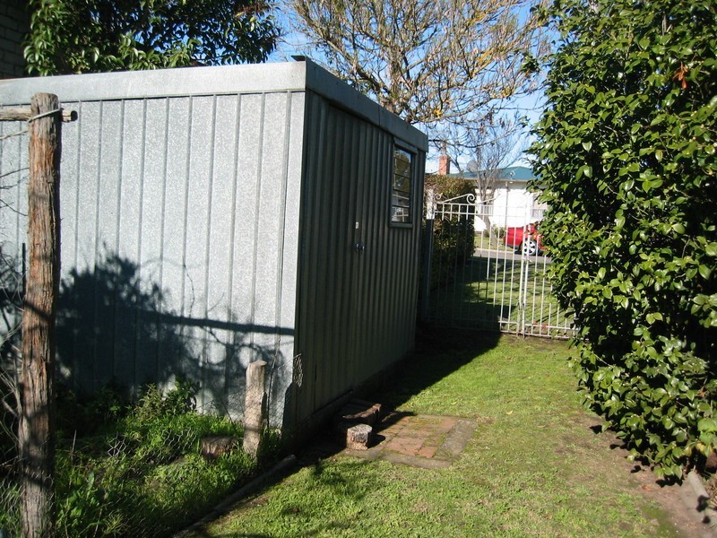 8 Sinclair Avenue, Morwell VIC 3840