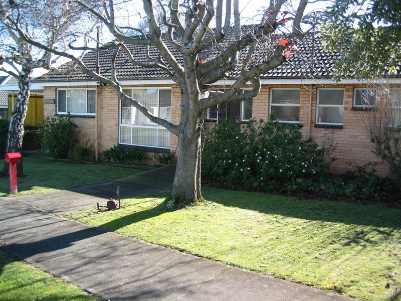8 Sinclair Avenue, Morwell VIC 3840