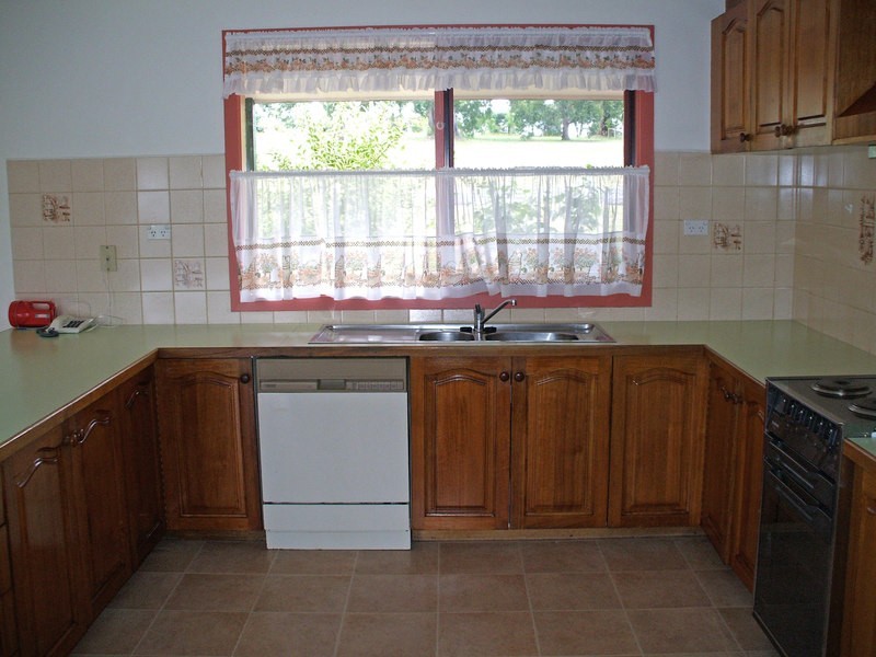 48 Wells Road, Mirboo North VIC 3871