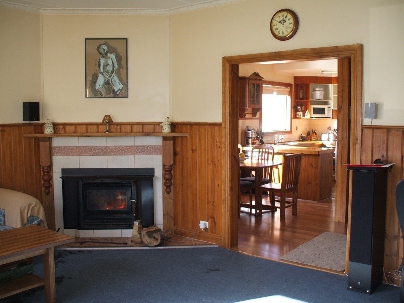 38 Giles Street, Mirboo North VIC 3871