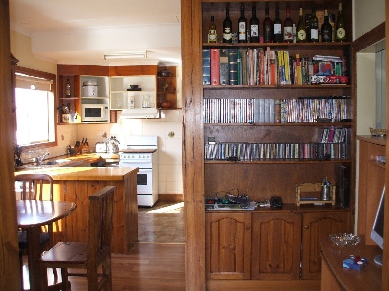 38 Giles Street, Mirboo North VIC 3871