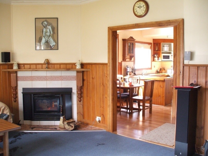 38 Giles Street, Mirboo North VIC 3871