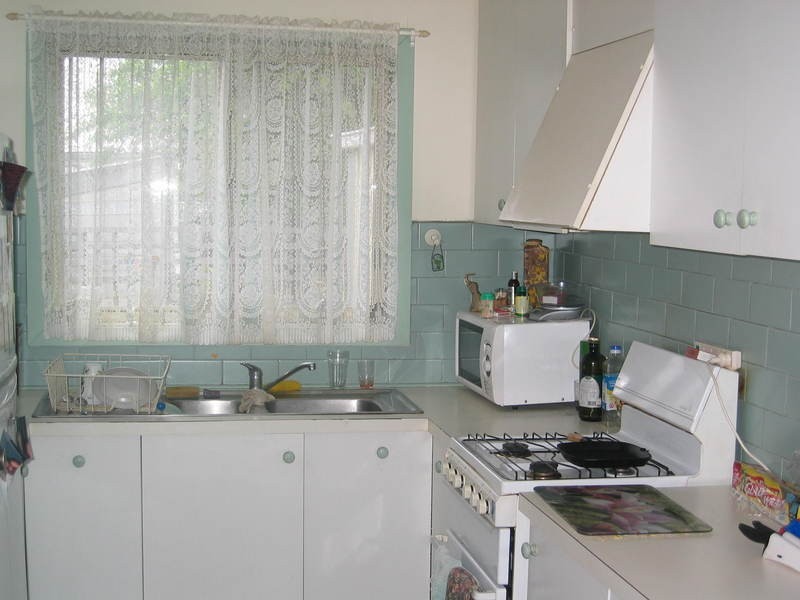 1&2/10 Sinclair Avenue, Morwell VIC 3840