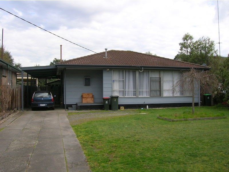 11 Burnside Drive, Morwell VIC 3840