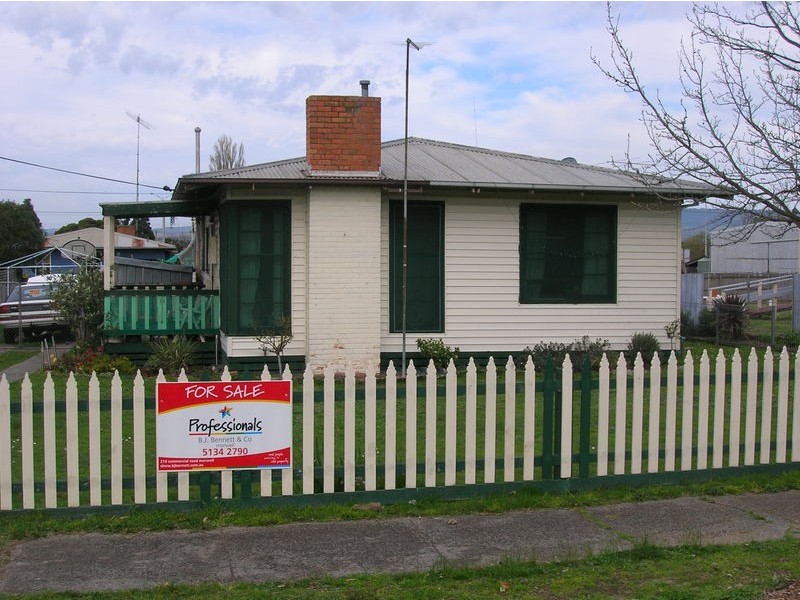 4 Gona Street, Morwell VIC 3840