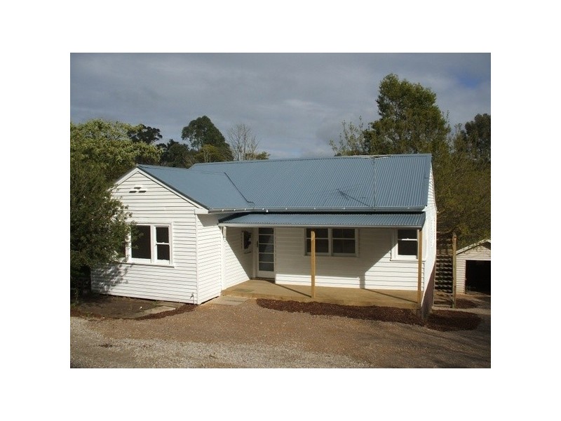 5 Thorpdale Road, Mirboo North VIC 3871