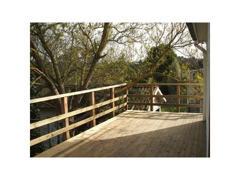 5 Thorpdale Road, Mirboo North VIC 3871