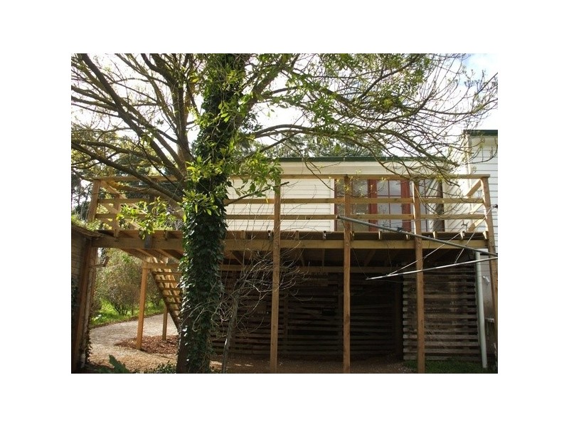 5 Thorpdale Road, Mirboo North VIC 3871