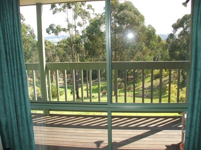 3 Hilltop Court, Mirboo North VIC 3871