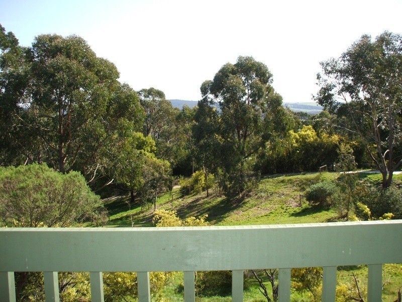 3 Hilltop Court, Mirboo North VIC 3871