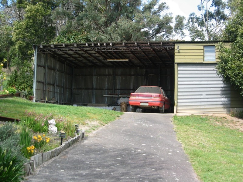 124 Stradbroke Road, Gormandale VIC 3873