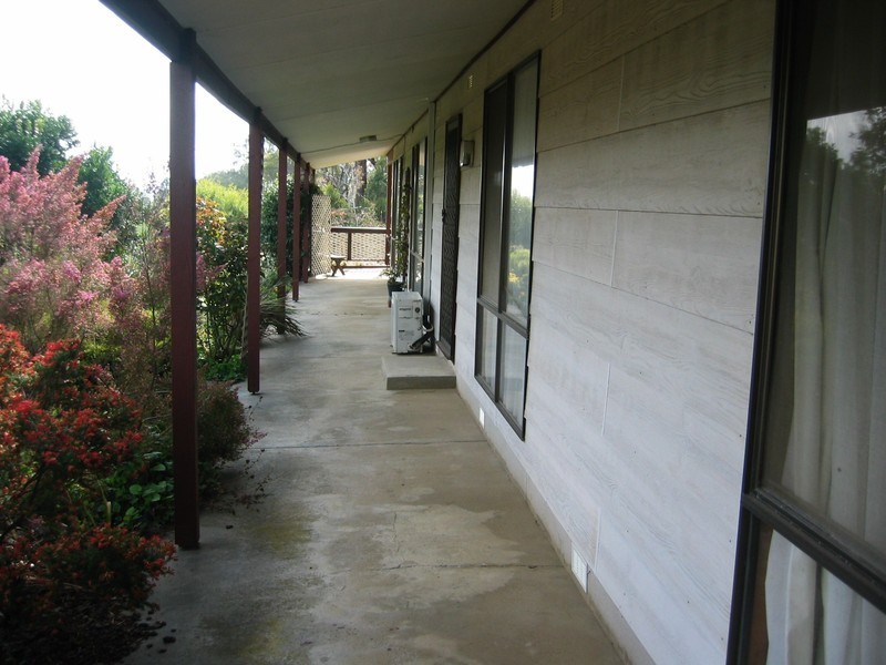 124 Stradbroke Road, Gormandale VIC 3873