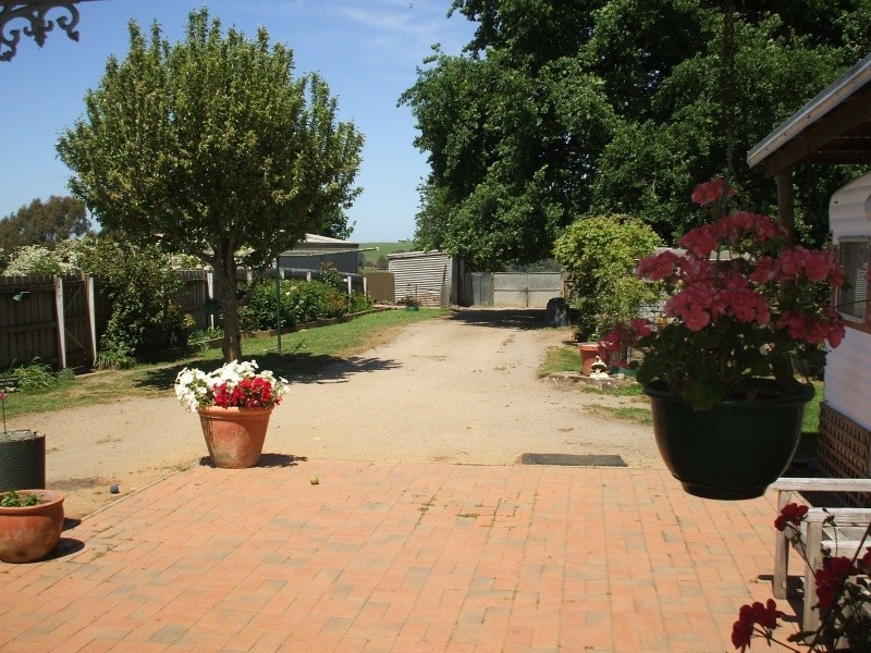 60 Ridgway, Mirboo North VIC 3871