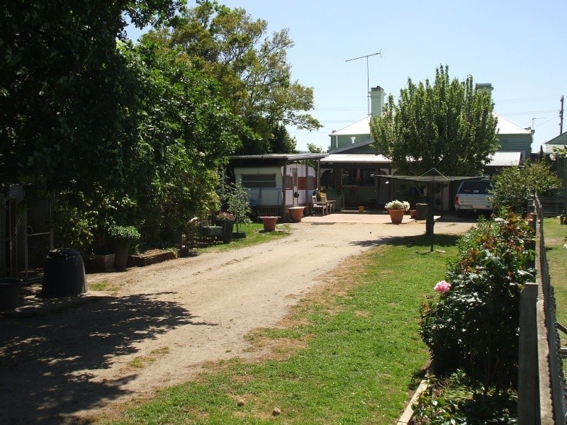60 Ridgway, Mirboo North VIC 3871