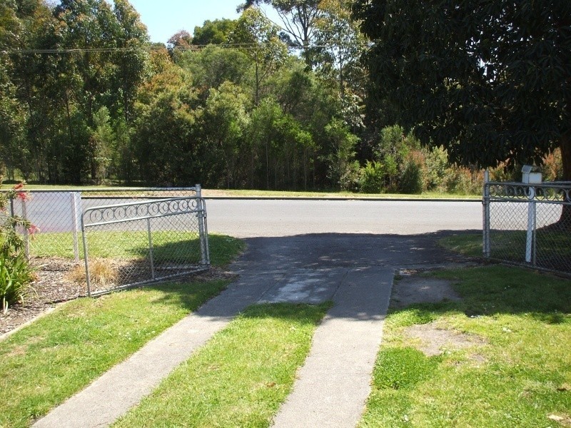 20 Baths Road, Mirboo North VIC 3871