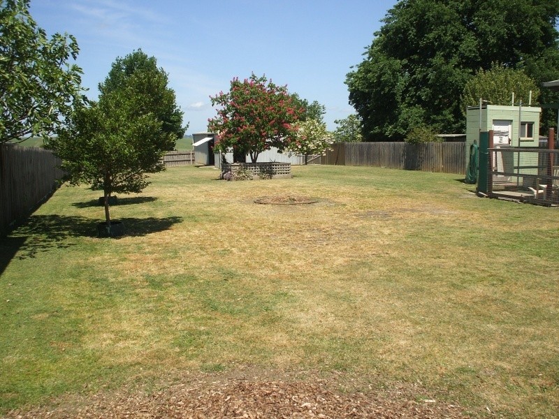 62 Ridgway, Mirboo North VIC 3871