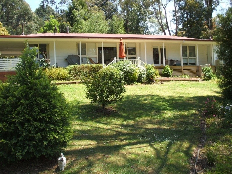 10 Galvins Road, Mirboo North VIC 3871