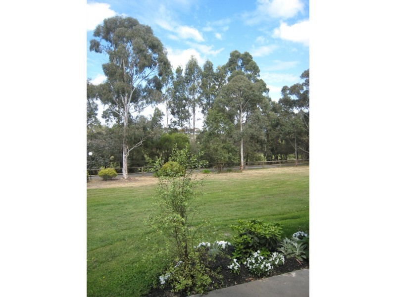 15 Farrans Road, Hazelwood South VIC 3840