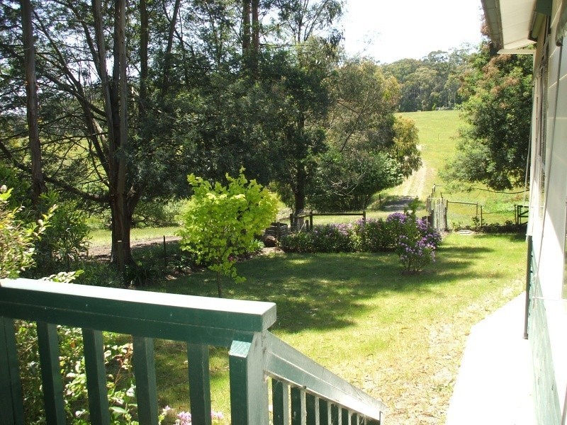 30 Balding Street, Mirboo North VIC 3871