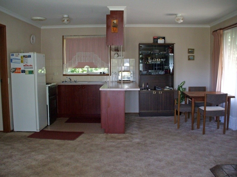 30 Balding Street, Mirboo North VIC 3871