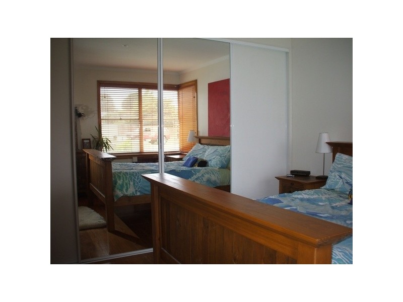 12 Peacock Street, Mirboo North VIC 3871