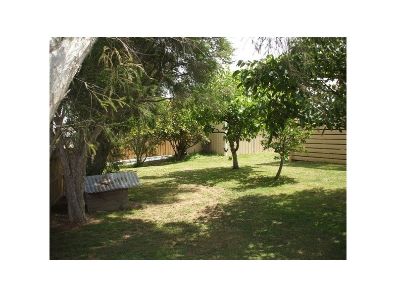 12 Peacock Street, Mirboo North VIC 3871