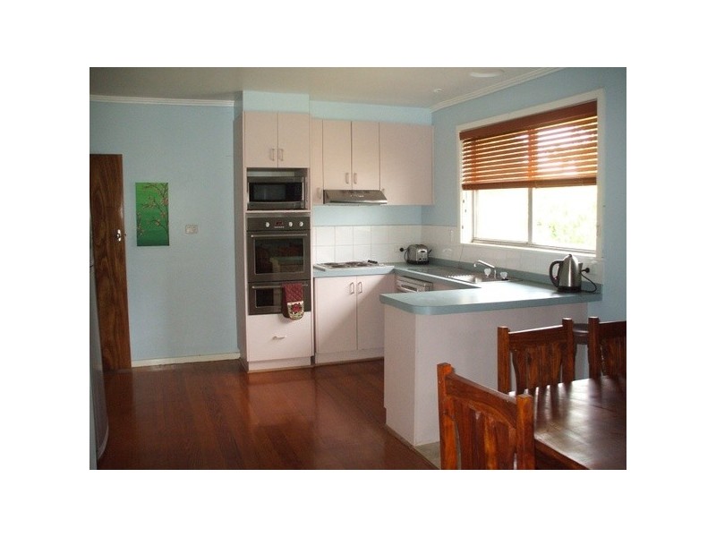 12 Peacock Street, Mirboo North VIC 3871